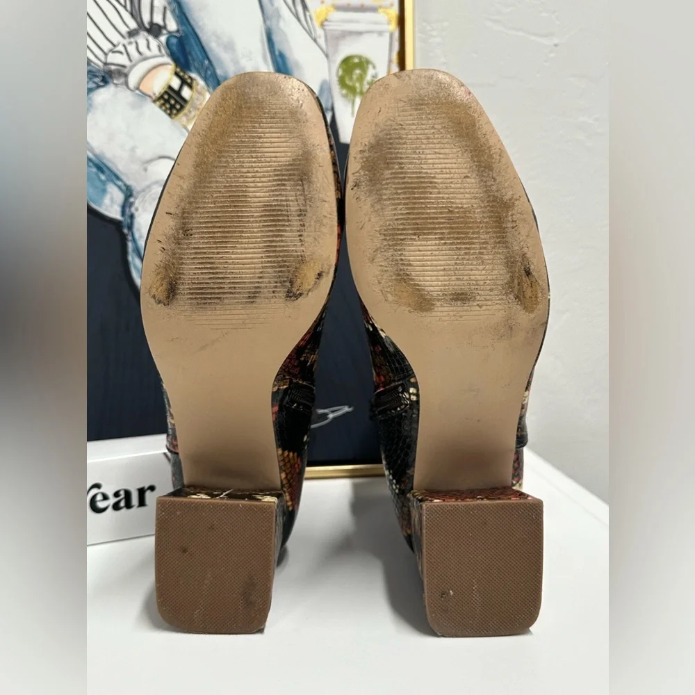 ⭐️⭐️ STEVE MADDEN Drama K Ankle Bootie ⭐️⭐️ VERY GENTLY USED - Picture 5 of 13